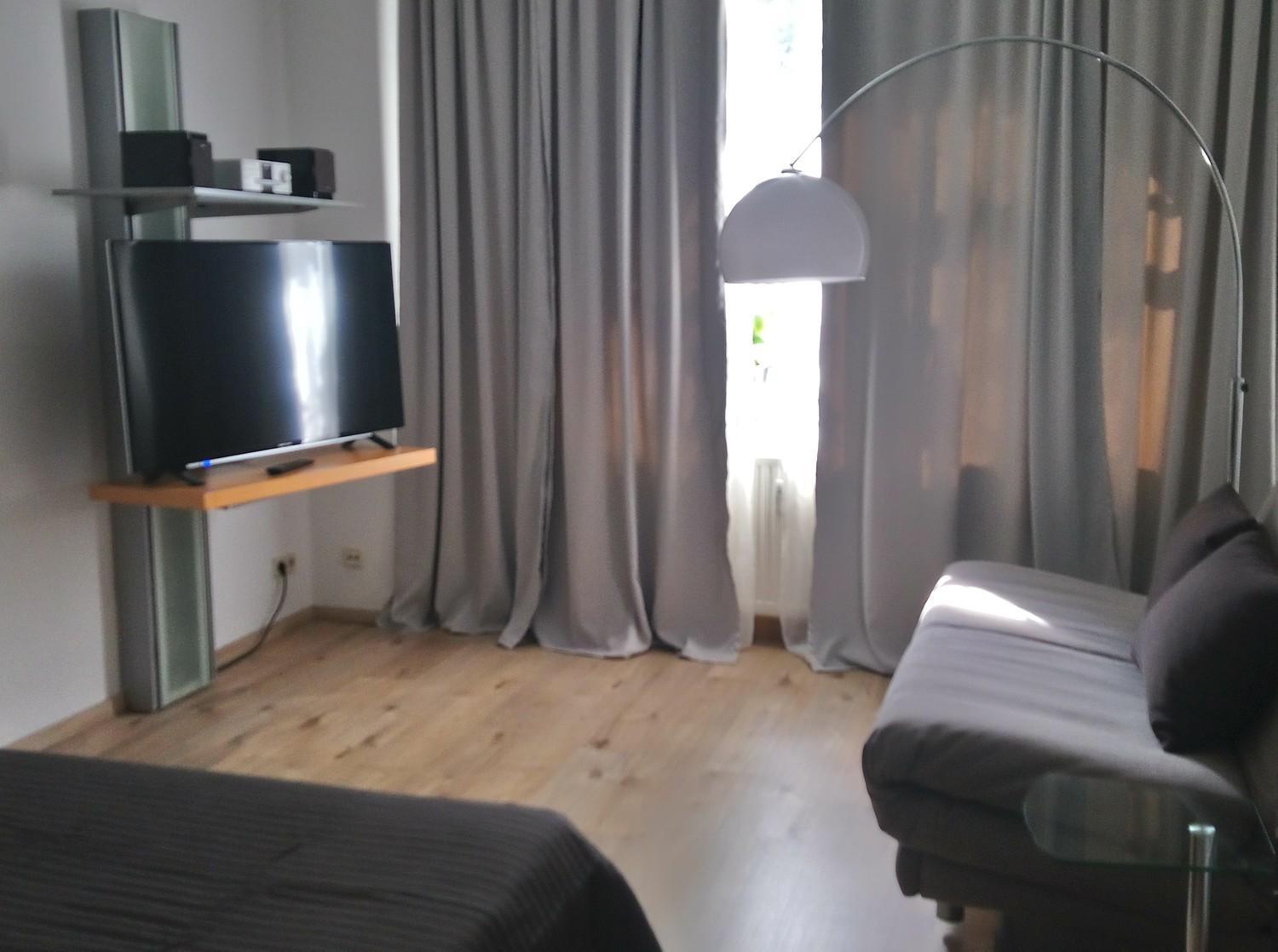 Gemuetliche Ferienwohnung Im Erdgeschoss- Jenaer Strasse Erfurt Exterior photo